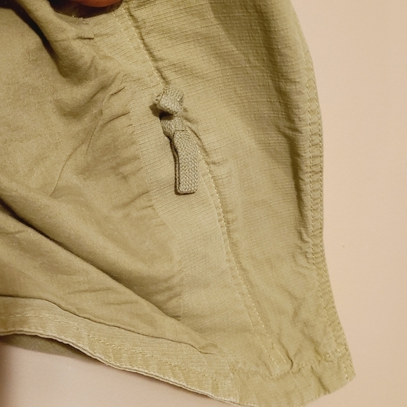 Madewell | Women's Small Green Safari Utility Vest (Size Small) - Picture 11 of 16